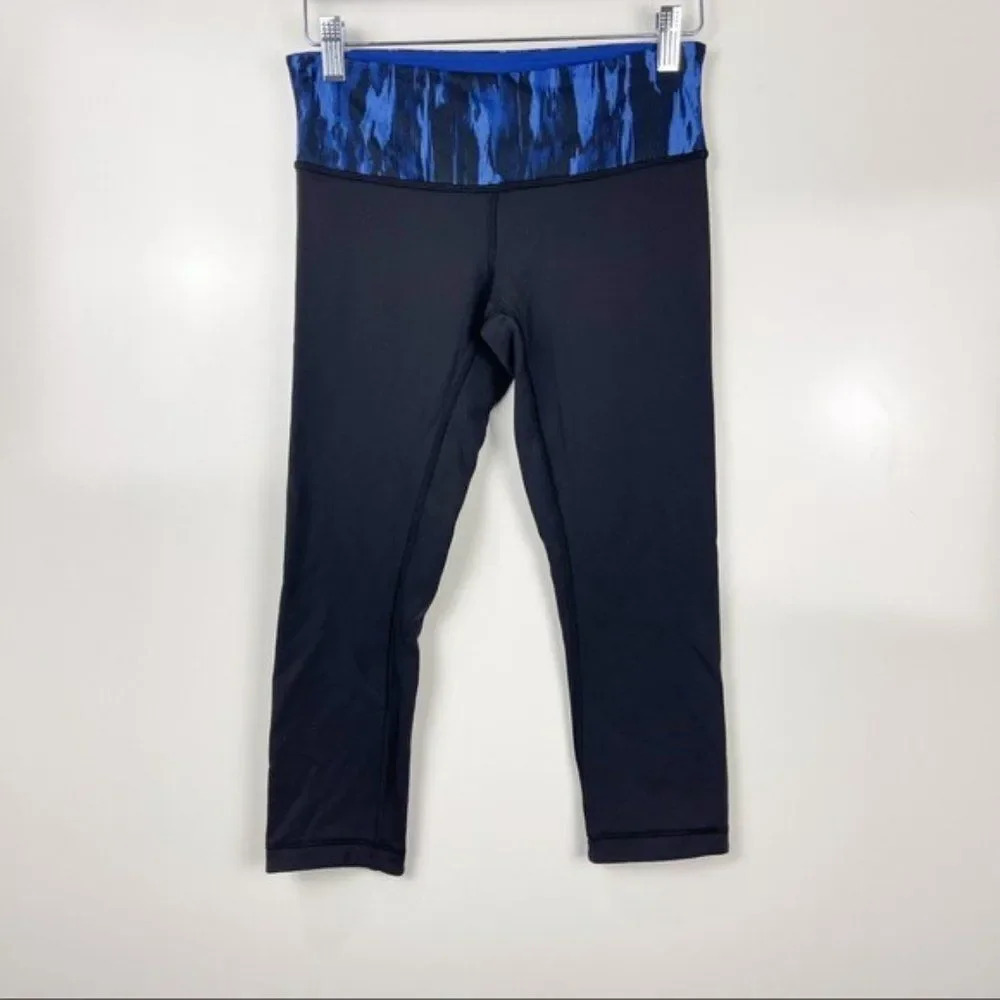 Lululemon Wunder Under Crop III Reversible Leggings Women’s 6 Black Blue Yoga